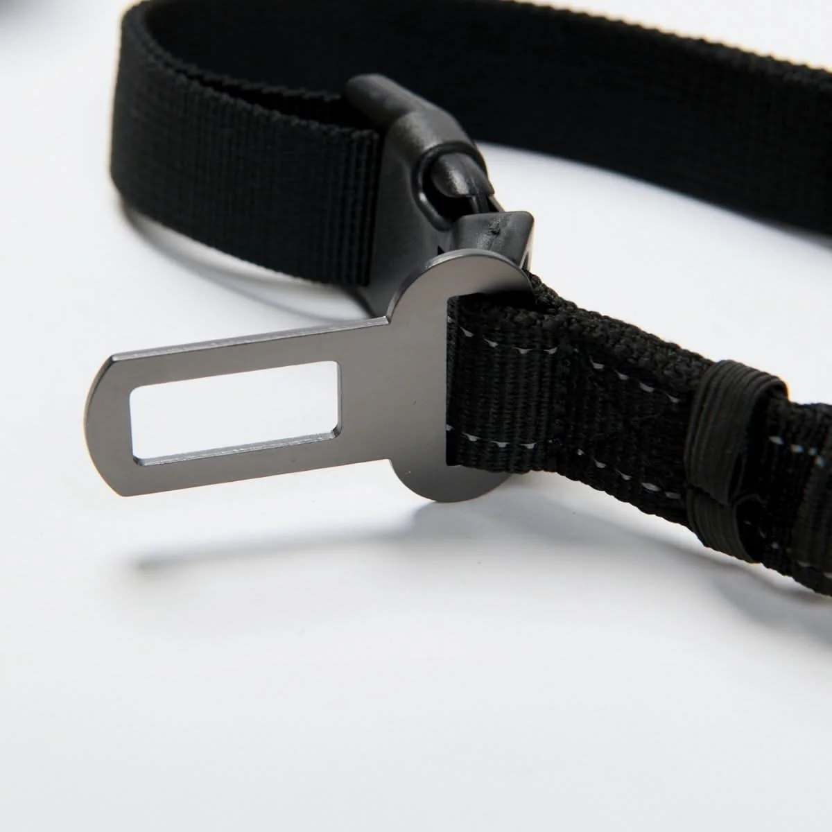 Multipurpose Seatbelt Handsfree Leash & Poop Bag Holder Set - Black - Image 5